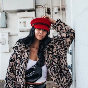 Meet your Posher, Mercedes